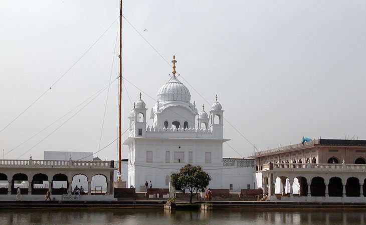 Amritsar to Gurudwaras Tour